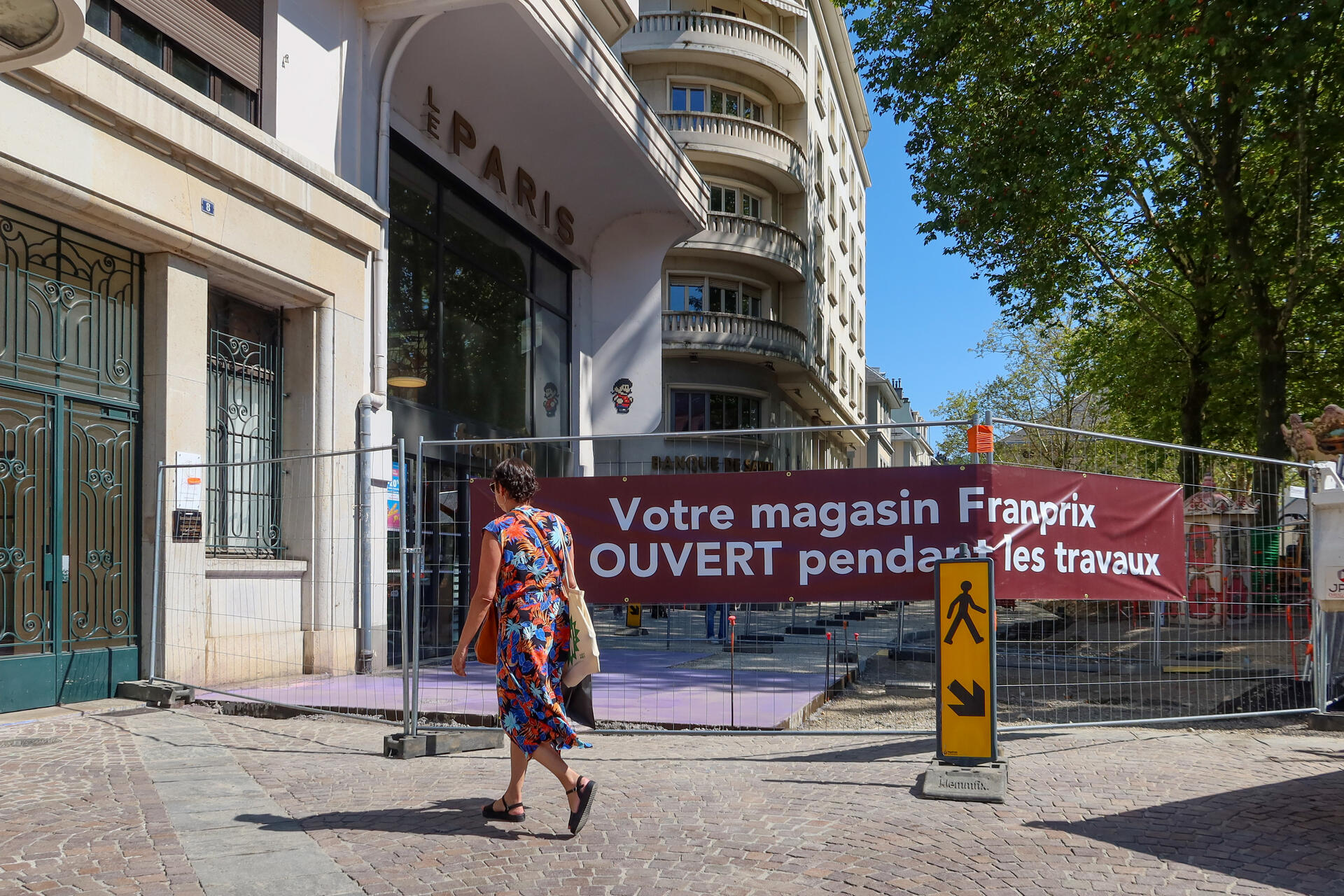 Commerce ouvert durant travaux square de Lannoy de Bissy et boulevard du Théâtre