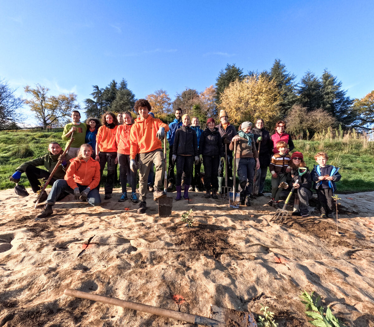 Chantier participatif de plantation à Buisson Rond