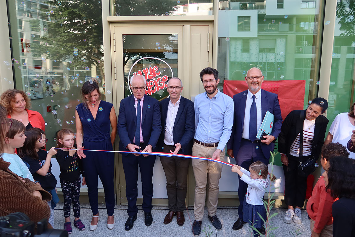 Inauguration de la crèche Bulle de Neige